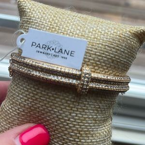 Gold Prosecco Bracelet! Show stopper!